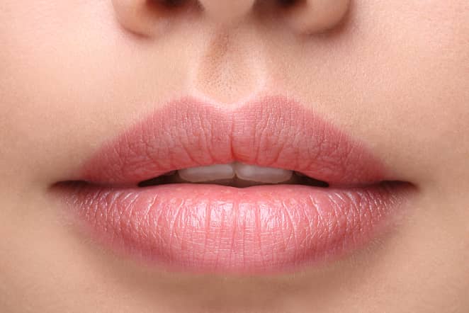 Lèvres asymétriques : quelle solution ? | Dr Runge | Paris